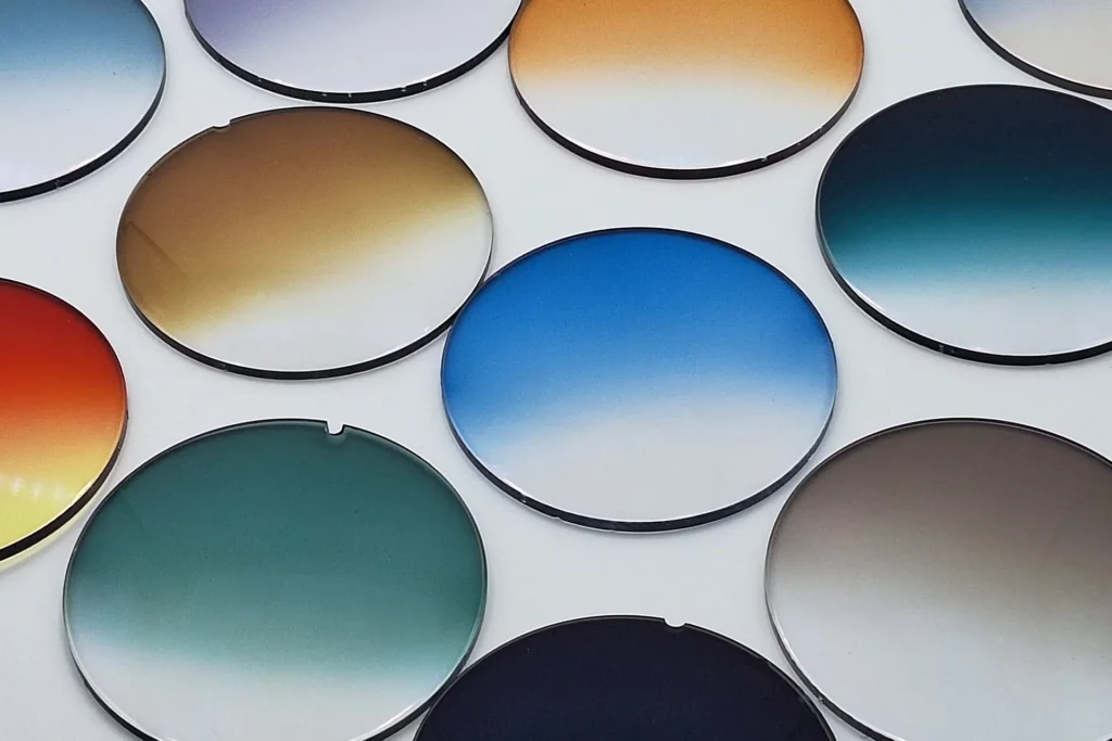 Lire la suite à propos de l’article Osez la Couleur : Découvrez Notre Nouvelle Gamme de Verres teintés